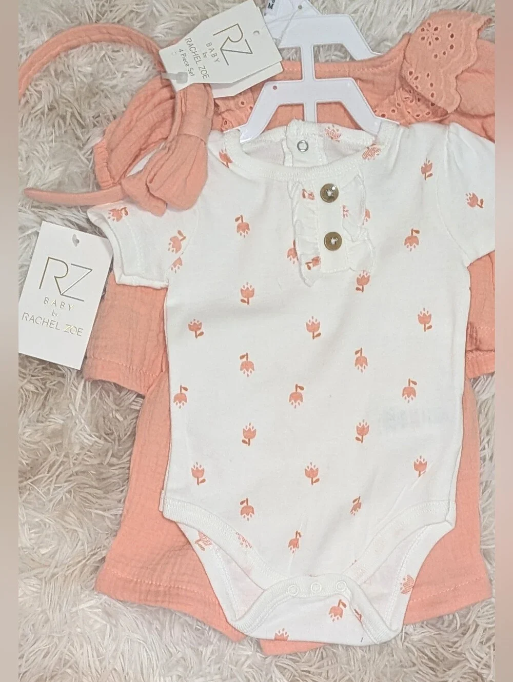 NWT, Rachel Zoe,Peach,4pc- Matching Shorts & Top, Onesie & Headband-0/3 OR 3/6mt